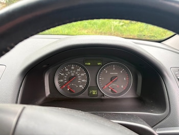 Used Volvo V50 2010 for sale - 78045255: Photo