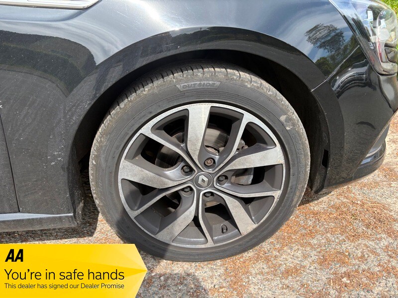 Used Renault Megane 2017 for sale - 77926678: Photo 12