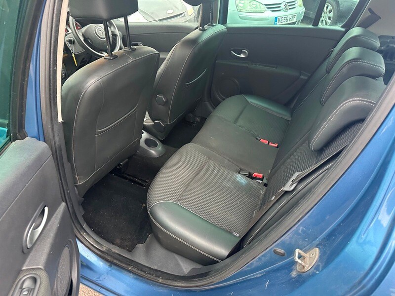 Used Renault Clio 2009 for sale - 77926682: Photo 12