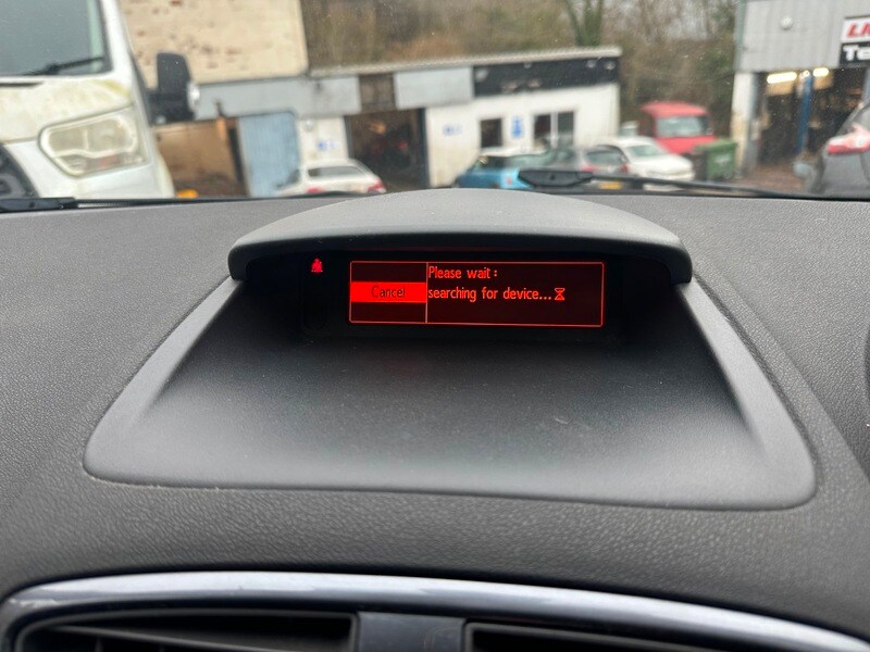 Used Renault Clio 2009 for sale - 77926682: Photo 17