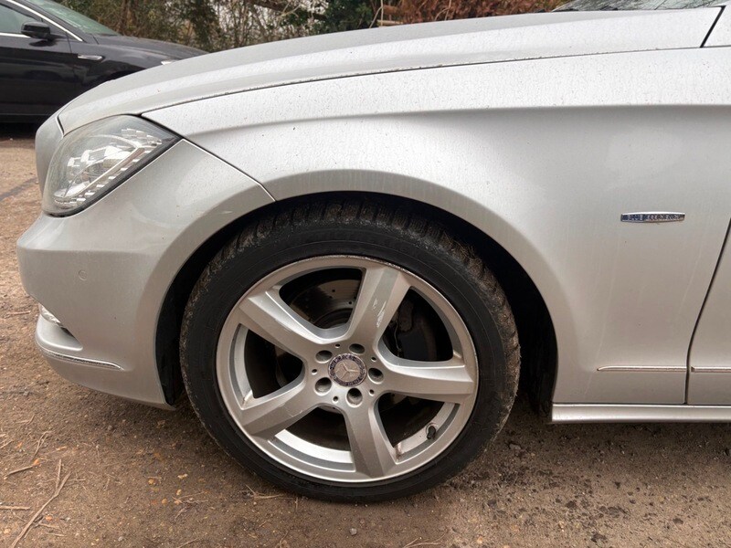 Used Mercedes-Benz CLS 2011 for sale - 77926689: Photo 10