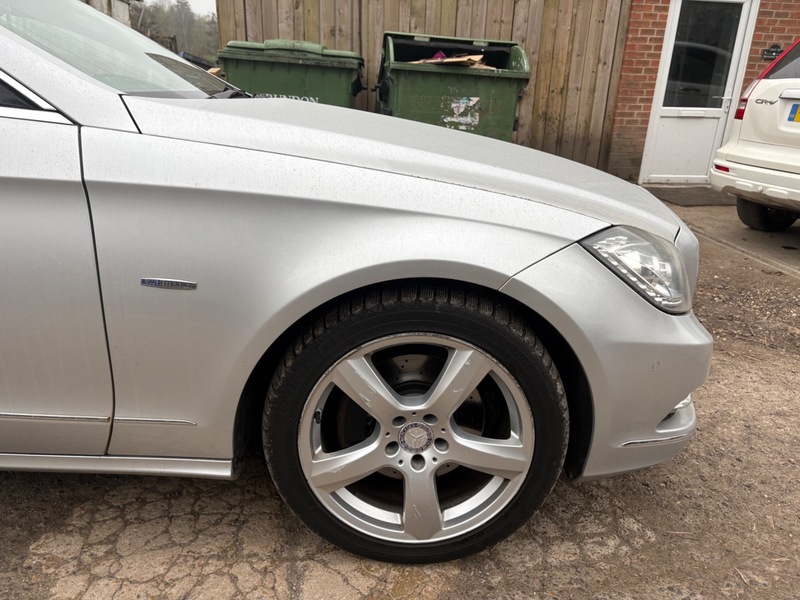 Used Mercedes-Benz CLS 2011 for sale - 77926689: Photo 5