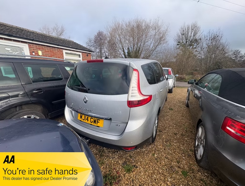 Used Renault Grand Scenic 2014 for sale - 77926692: Photo 4