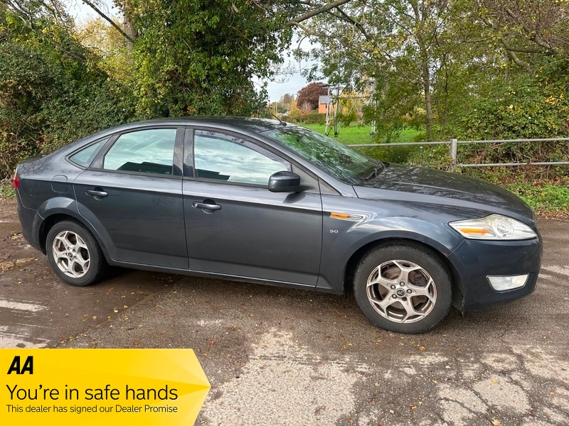 Used Ford Mondeo 2010 for sale - 77926685: Photo 14