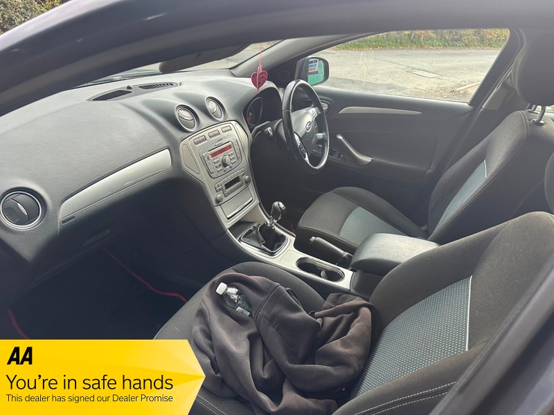 Used Ford Mondeo 2010 for sale - 77926685: Photo 4