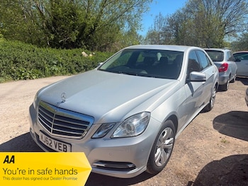 Used Mercedes-Benz E Class 2013 for sale - 78444134: Photo