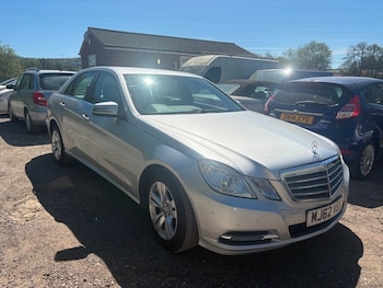 Used Mercedes-Benz E Class 2013 for sale - 78444134: Photo
