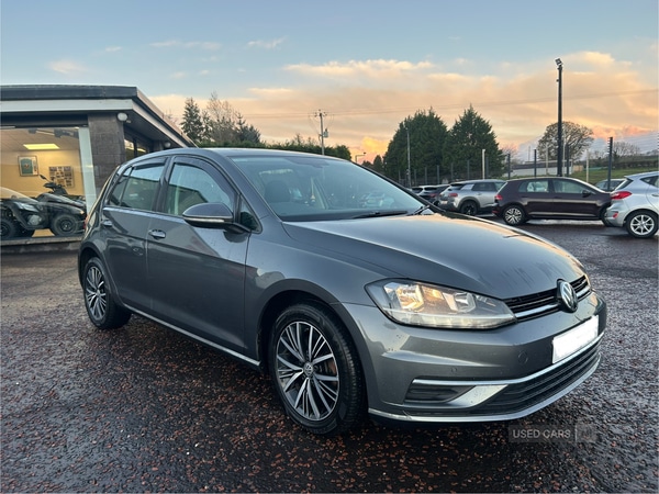 Used Volkswagen Golf 2018 for sale - 76458242: Photo 1