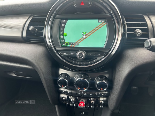 Used MINI Hatch 2018 for sale - 76399997: Photo 9