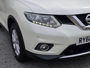Used Nissan X-Trail 2017 for sale - 79777811: Photo