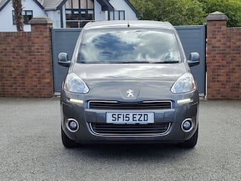 Used Peugeot Partner Tepee 2015 for sale - 79795855: Photo