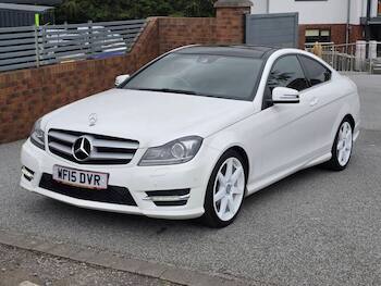 Used Mercedes-Benz C Class 2015 for sale - 79777860: Photo