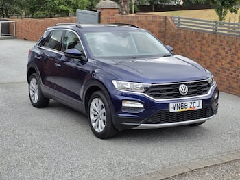 Used Volkswagen T-Roc 2018 for sale - 79777798: Photo