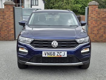 Used Volkswagen T-Roc 2018 for sale - 79777798: Photo