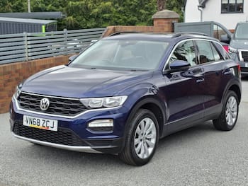 Used Volkswagen T-Roc 2018 for sale - 79777798: Photo
