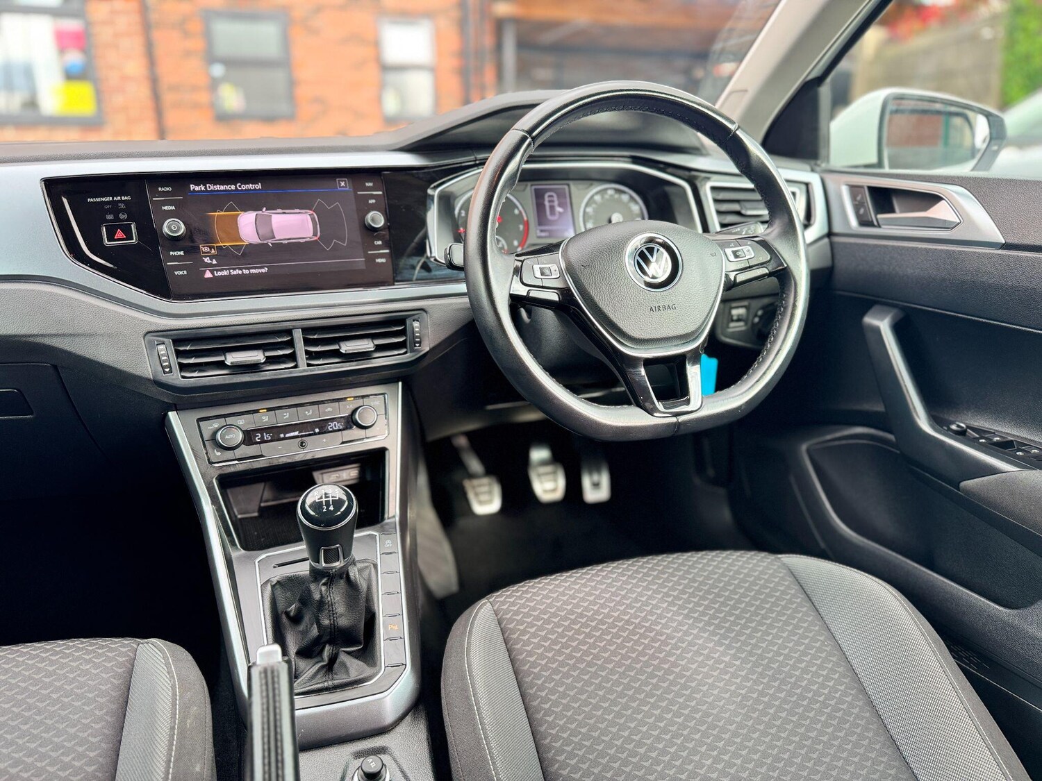 Used Volkswagen Polo 2021 for sale - 76610178: Photo 41