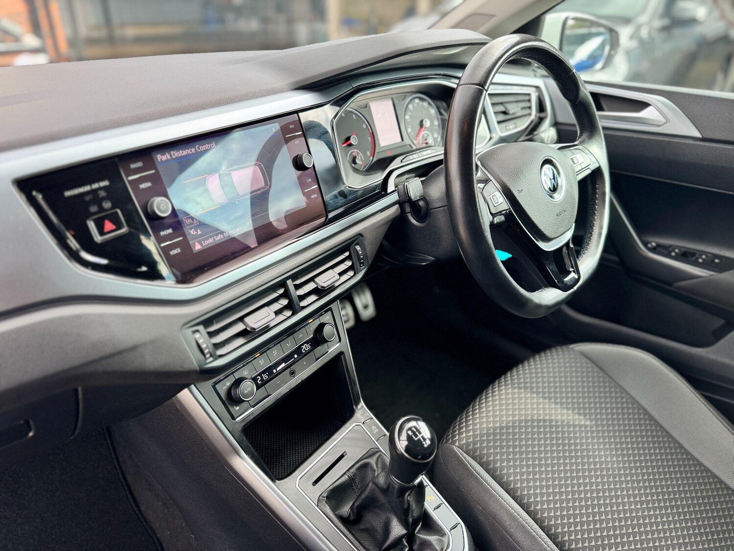 Used Volkswagen Polo 2021 for sale - 76610178: Photo 51