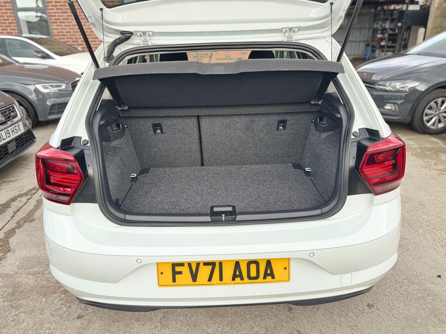 Used Volkswagen Polo 2021 for sale - 76610178: Photo 79