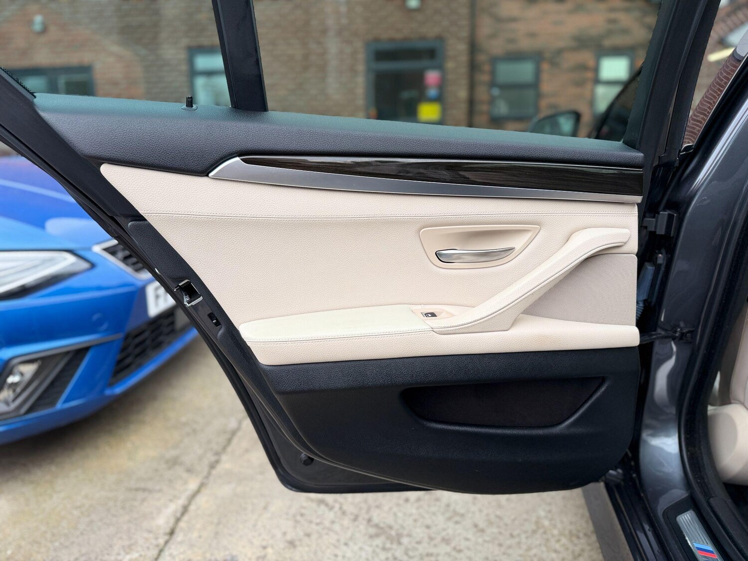 Used BMW 5 Series 2016 for sale - 76610173: Photo 55