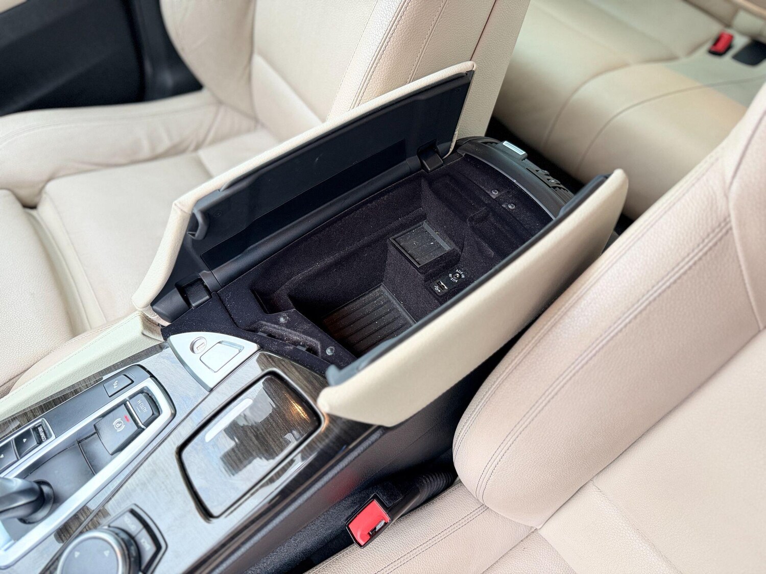 Used BMW 5 Series 2016 for sale - 76610173: Photo 67