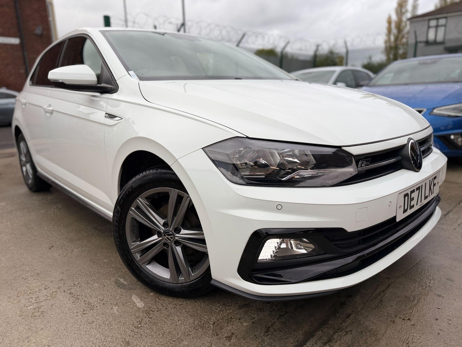 Used Volkswagen Polo 2021 for sale - 76610179: Photo 1