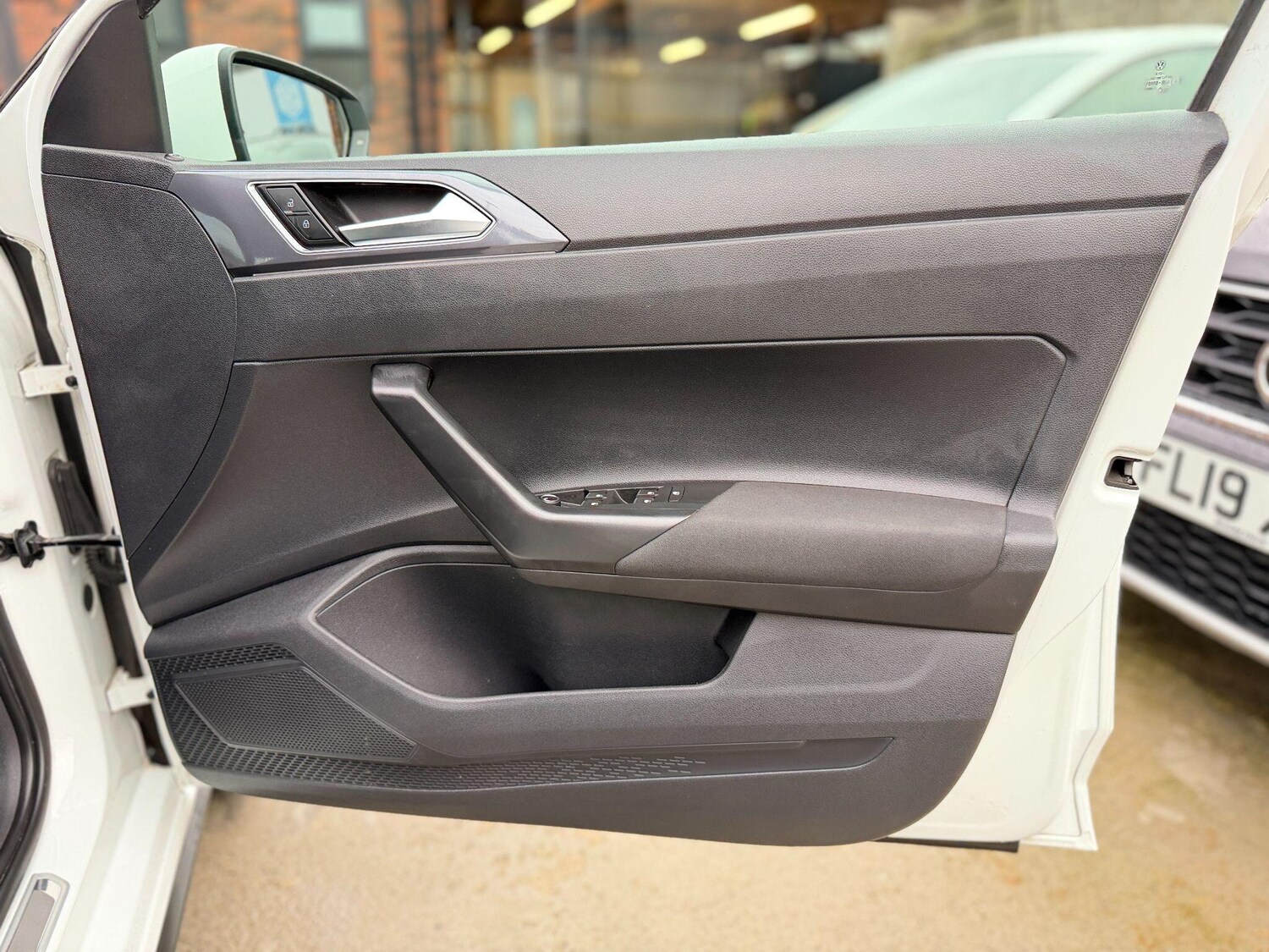 Used Volkswagen Polo 2021 for sale - 76610179: Photo 28