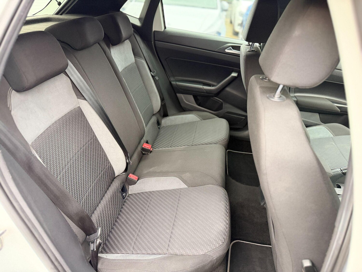 Used Volkswagen Polo 2021 for sale - 76610179: Photo 34