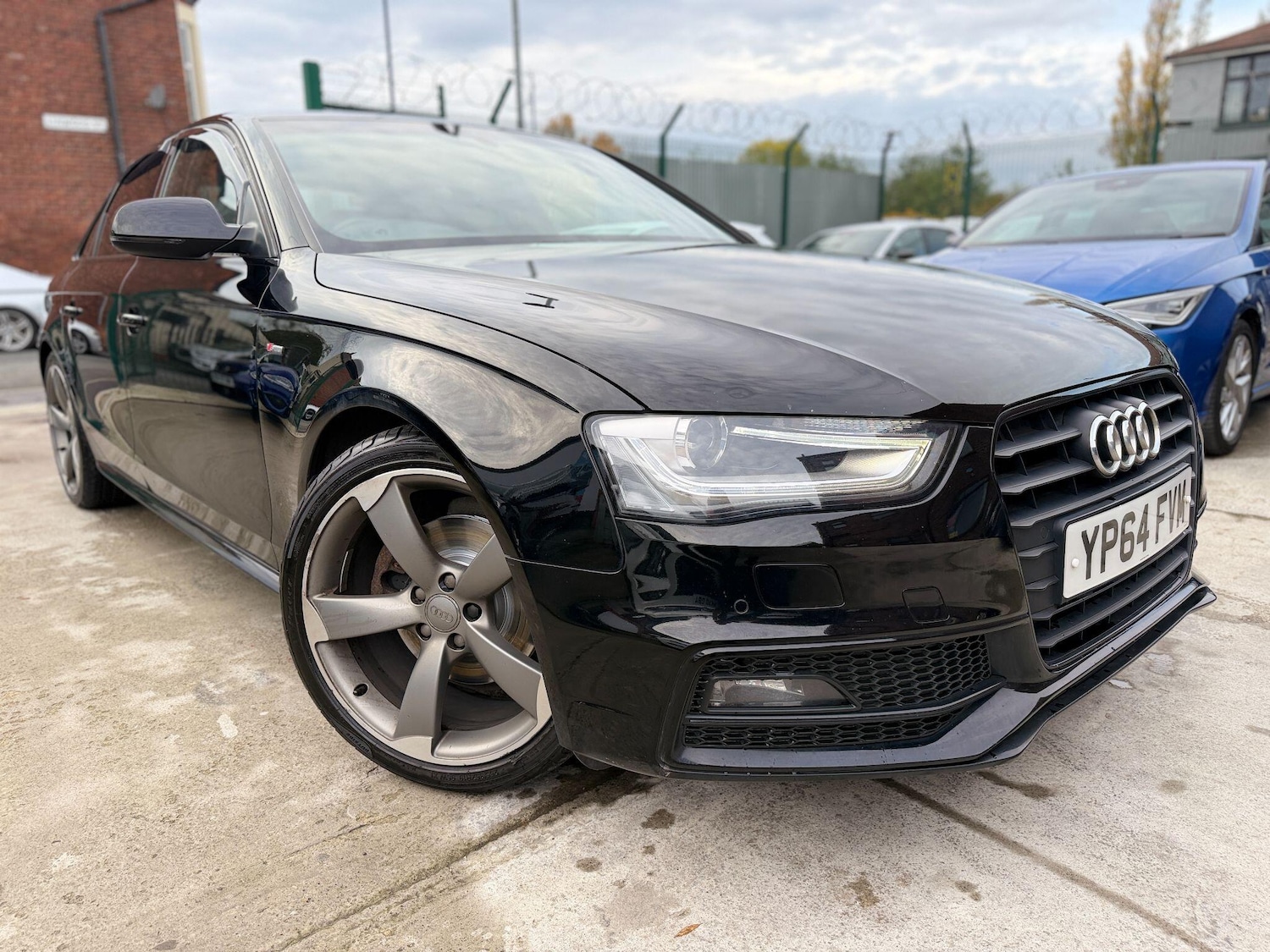 Used Audi A4 2014 for sale - 76610177: Photo 1