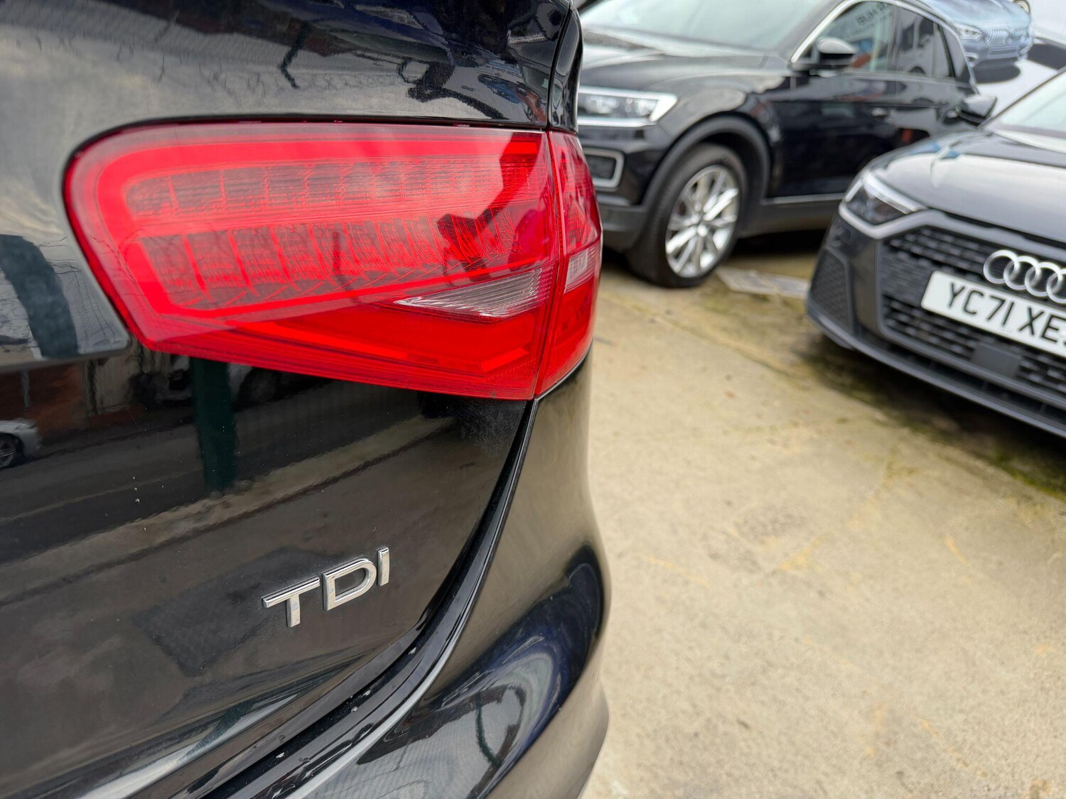 Used Audi A4 2014 for sale - 76610177: Photo 15