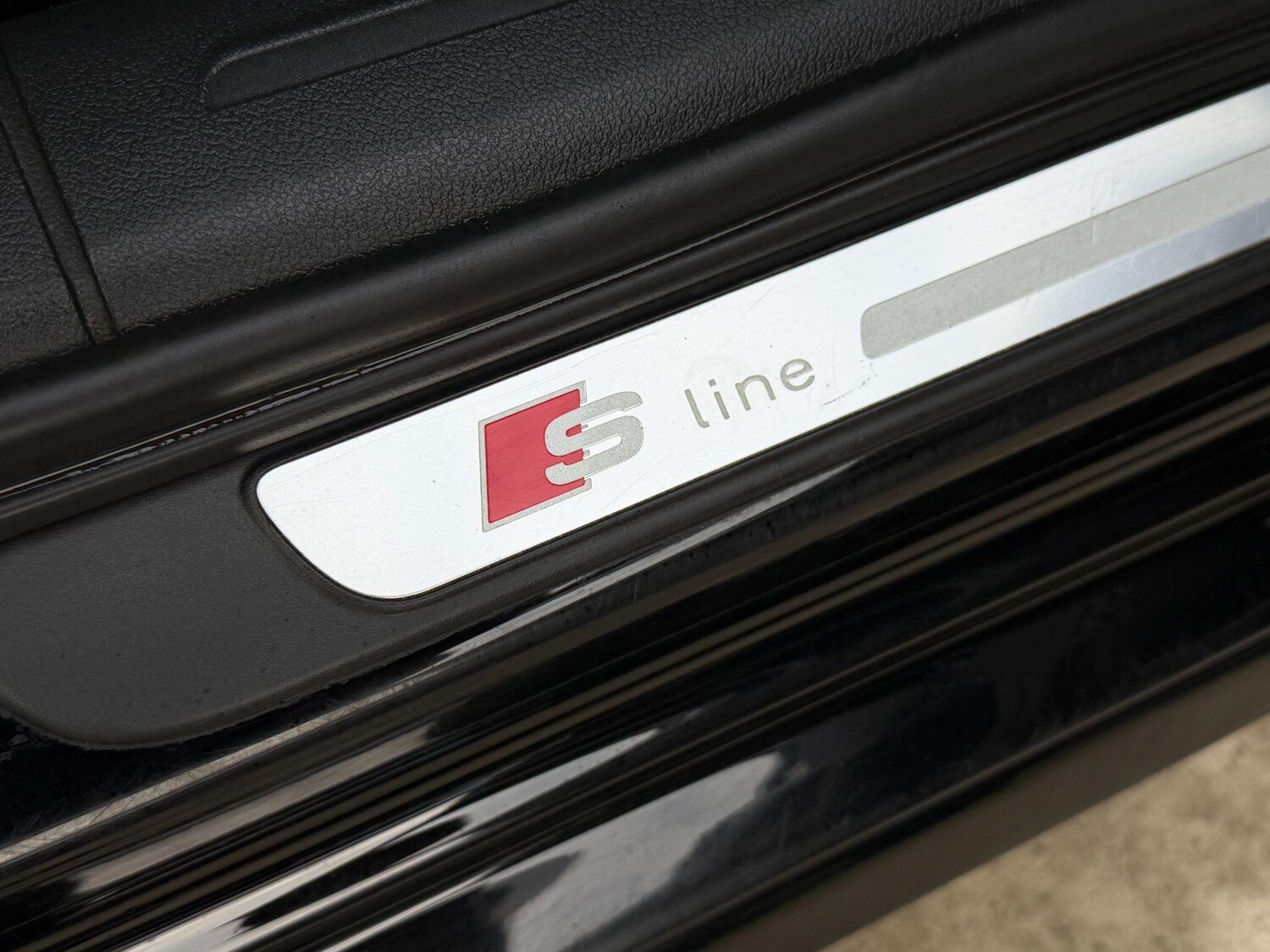 Used Audi A4 2014 for sale - 76610177: Photo 30