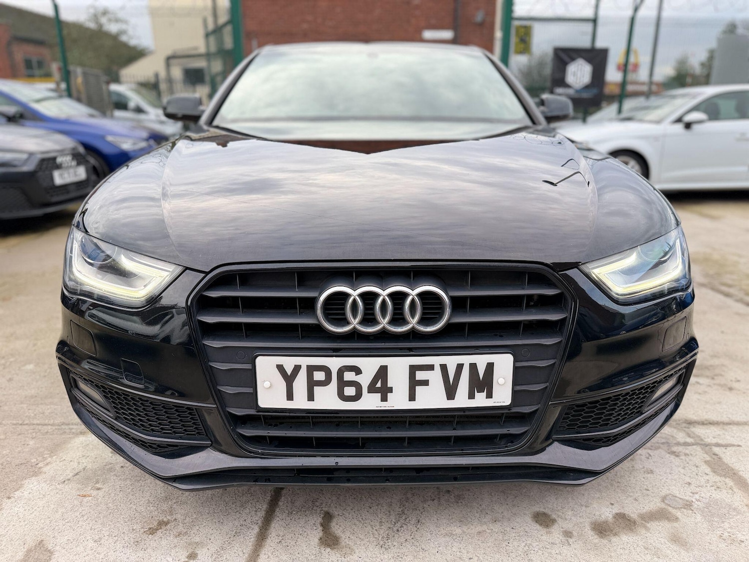 Used Audi A4 2014 for sale - 76610177: Photo 5