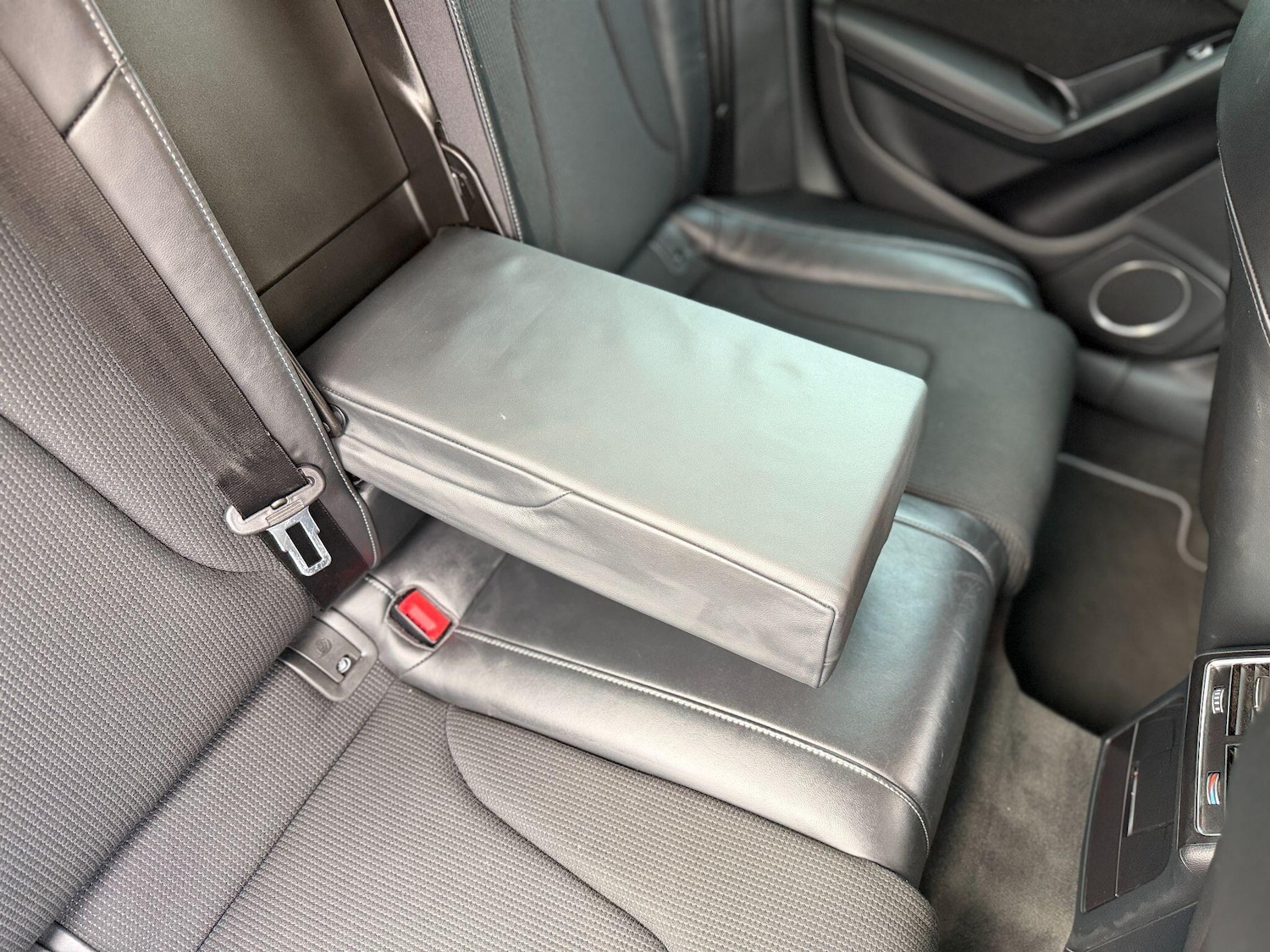 Used Audi A4 2014 for sale - 76610177: Photo 51