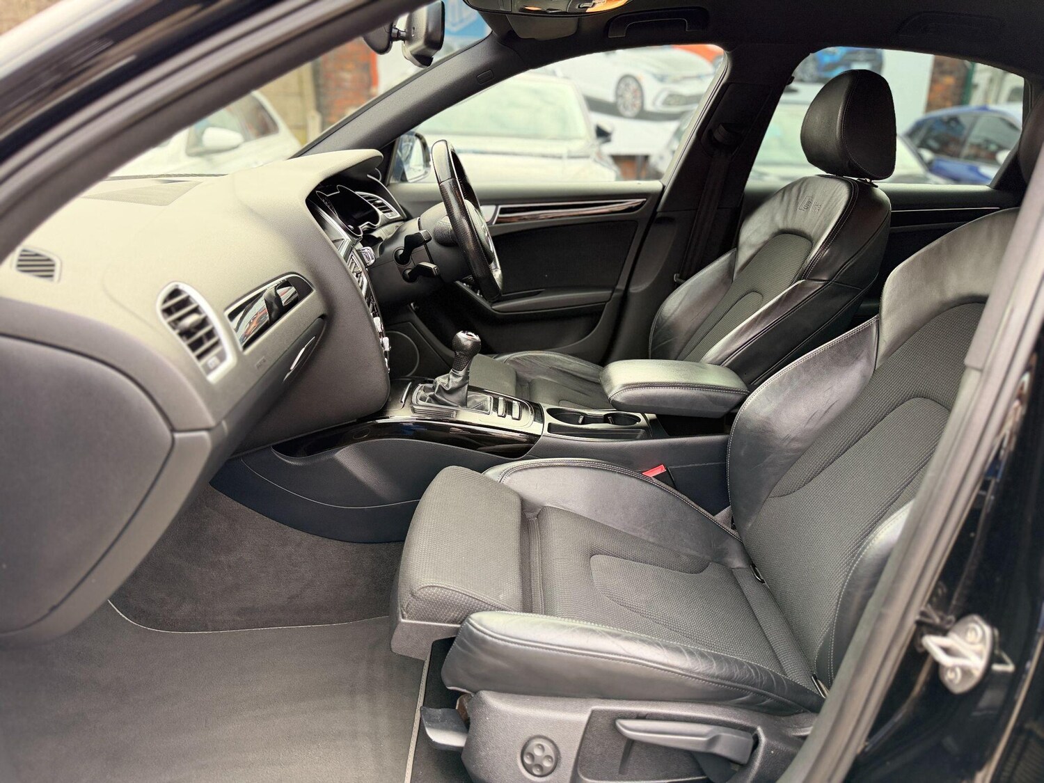 Used Audi A4 2014 for sale - 76610177: Photo 58