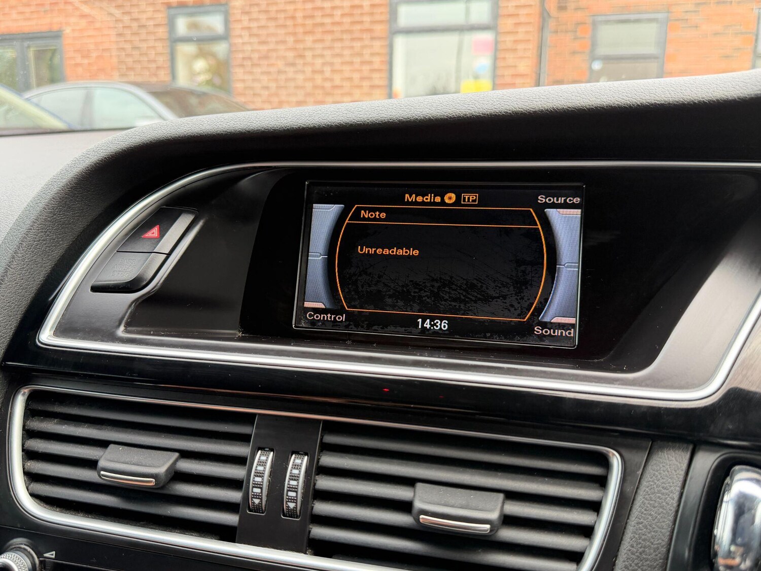 Used Audi A4 2014 for sale - 76610177: Photo 69