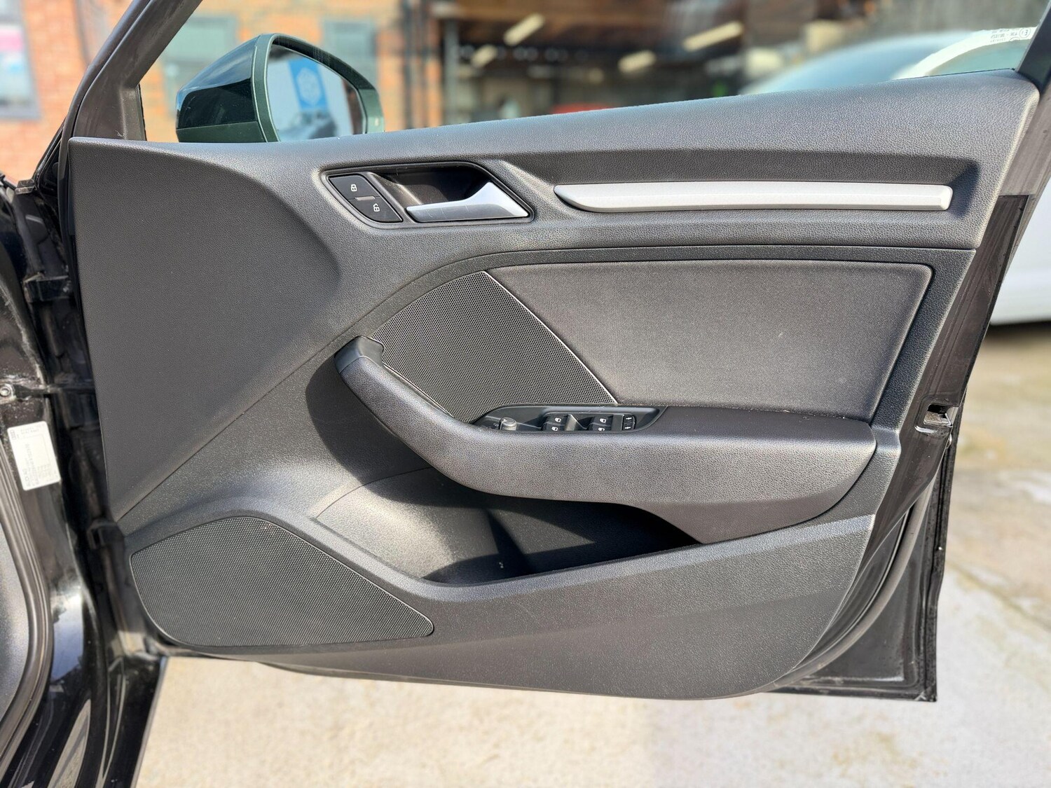 Used Audi A3 2015 for sale - 76610181: Photo 27