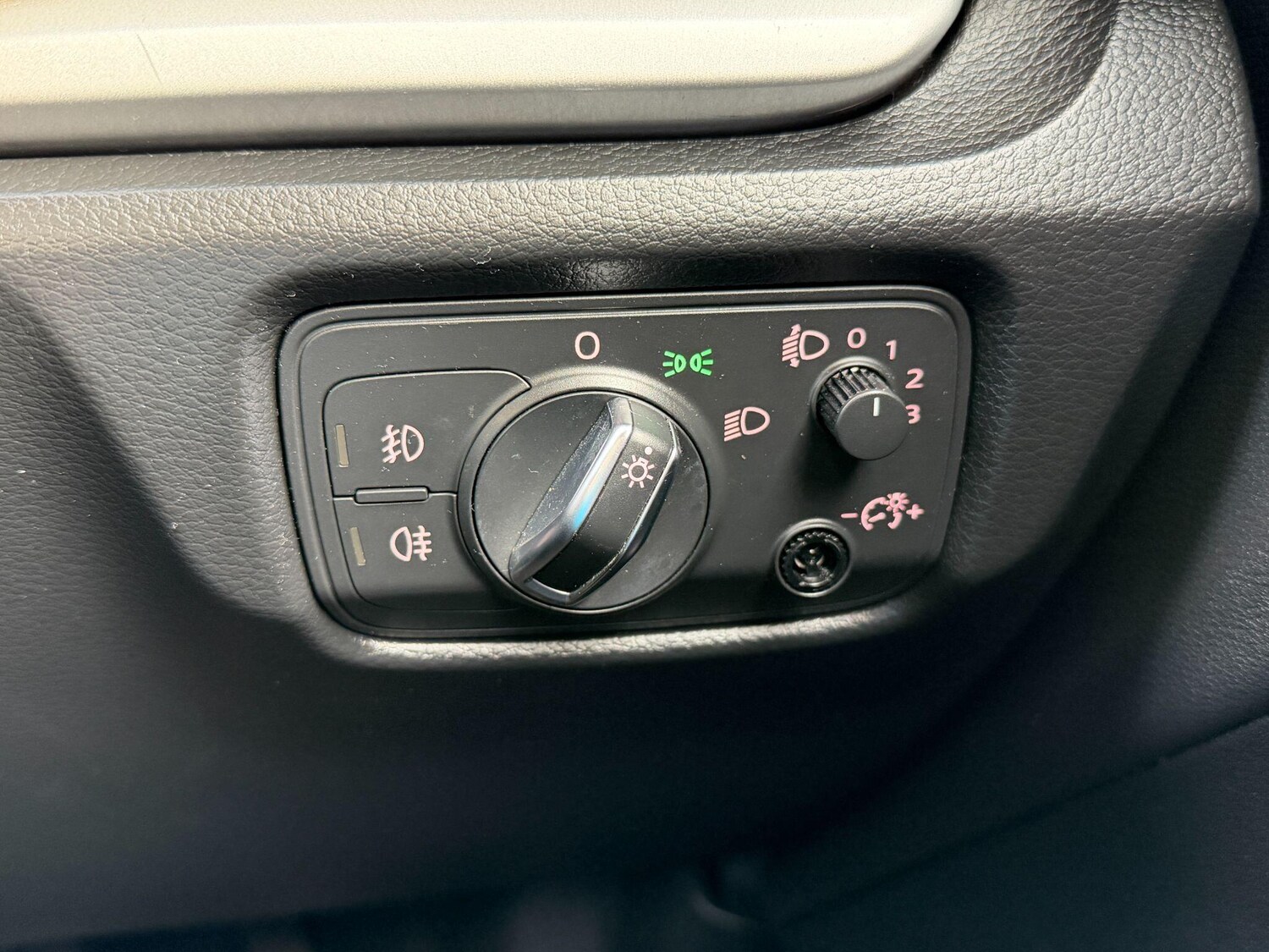 Used Audi A3 2015 for sale - 76610181: Photo 55