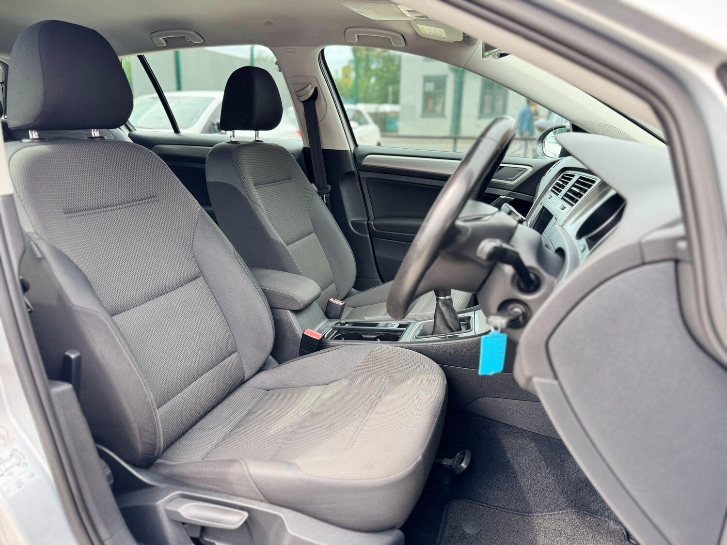 Used Volkswagen Golf 2016 for sale - 76610174: Photo 23