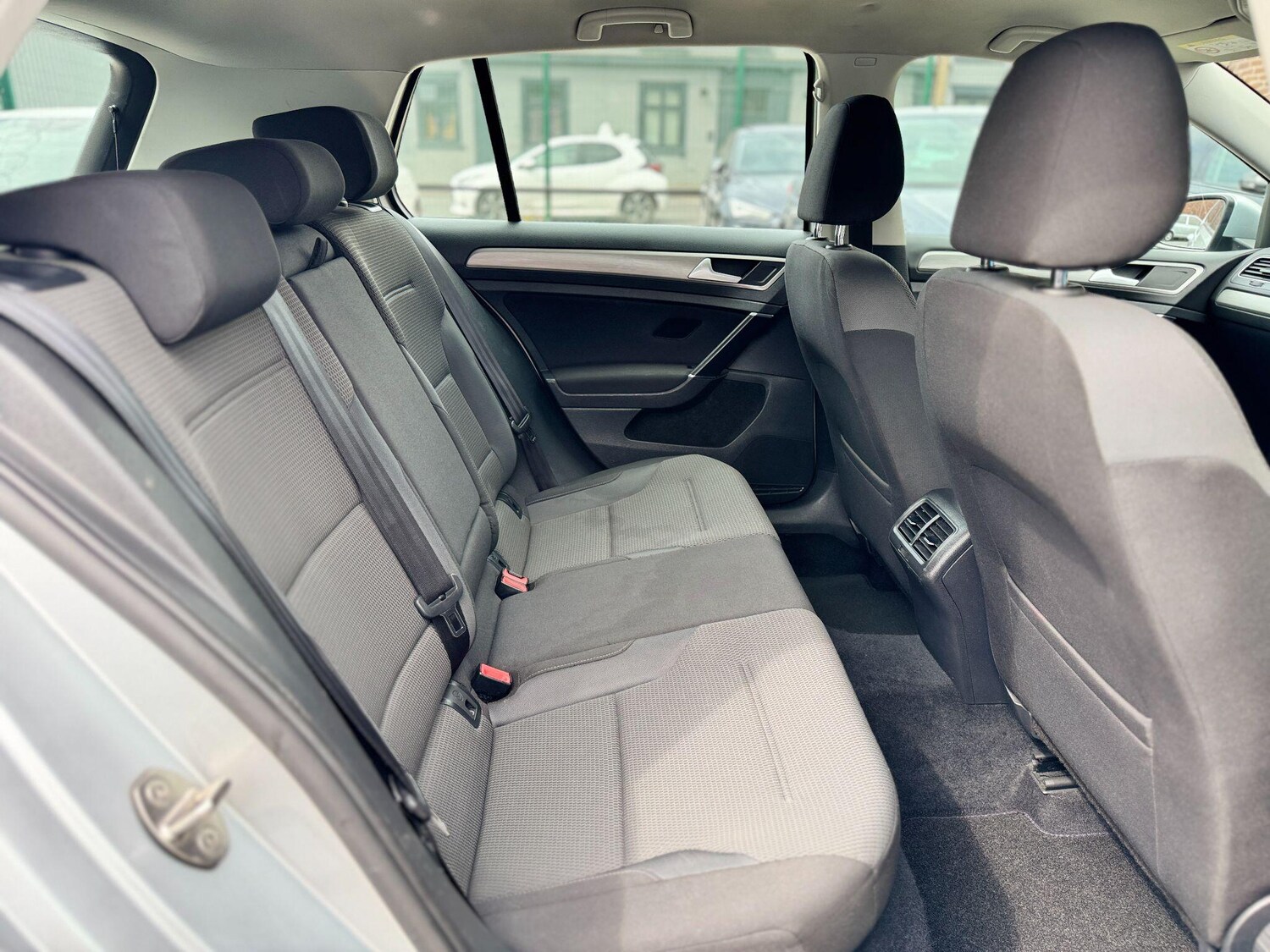 Used Volkswagen Golf 2016 for sale - 76610174: Photo 27