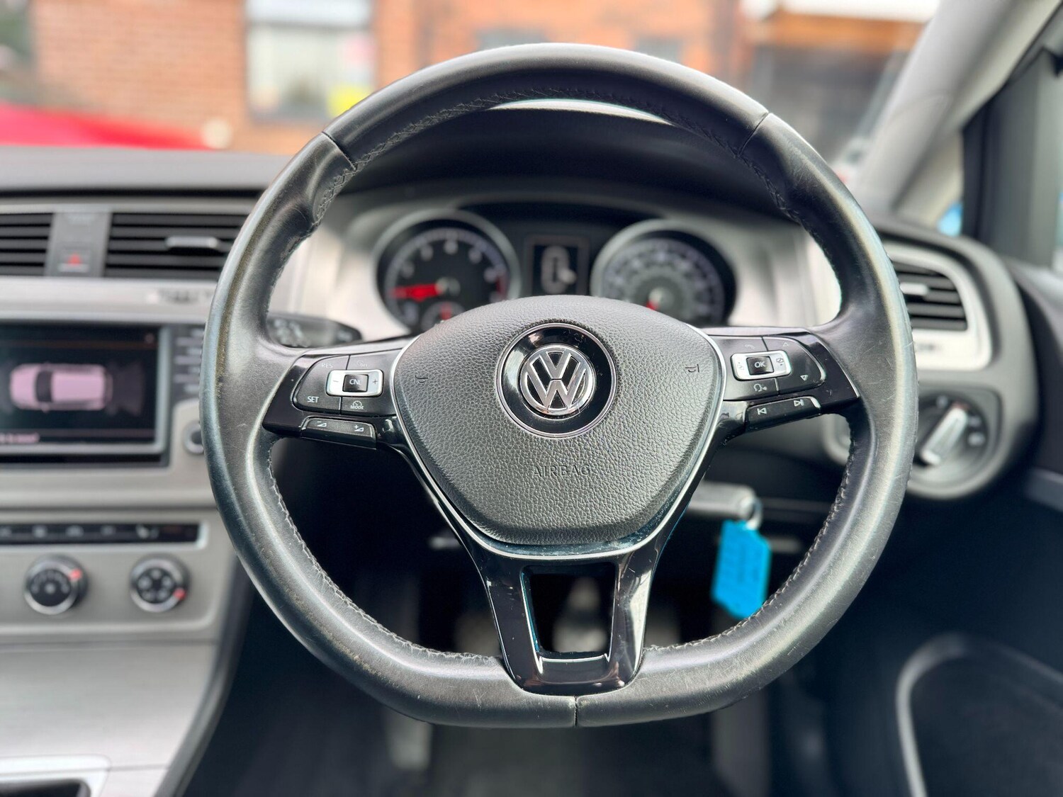 Used Volkswagen Golf 2016 for sale - 76610174: Photo 33