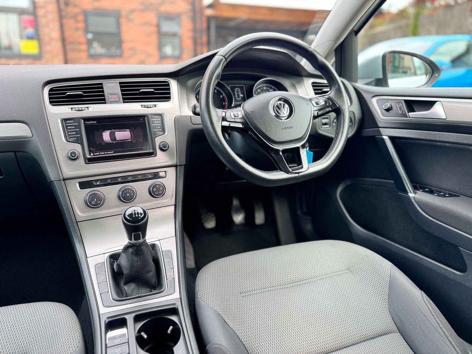 Used Volkswagen Golf 2016 for sale - 76610174: Photo 43