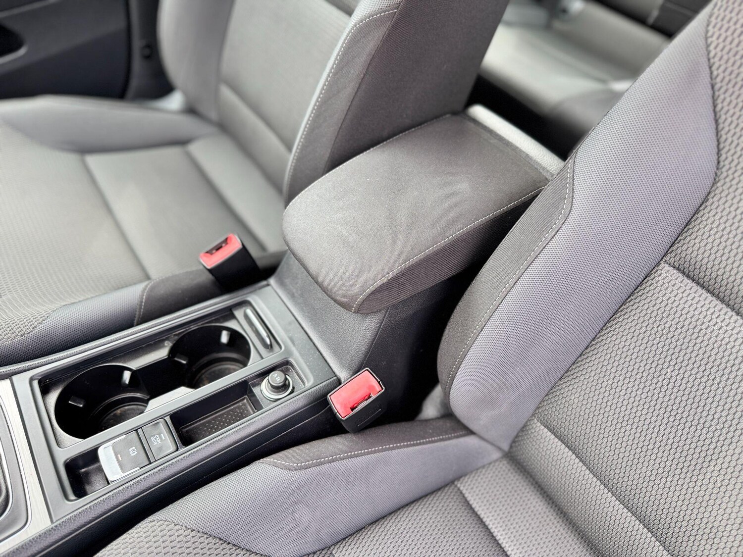 Used Volkswagen Golf 2016 for sale - 76610174: Photo 52