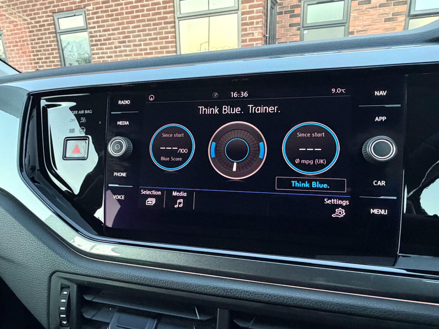 Used Volkswagen Polo 2019 for sale - 76610182: Photo 75