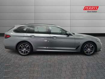 Used BMW 5 Series 2022 for sale - 74656464: Photo