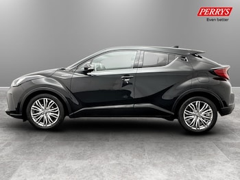 Used Toyota C-HR 2021 for sale - 78012086: Photo