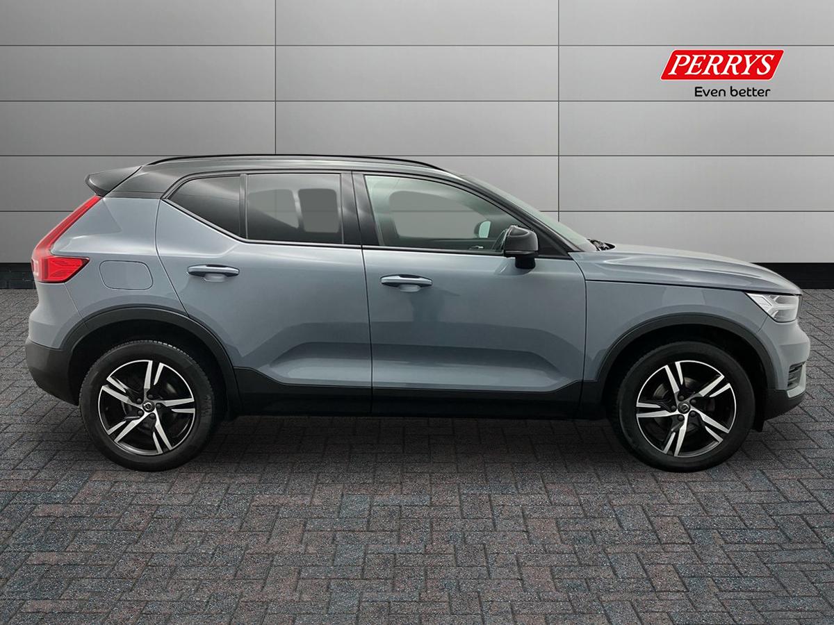 Used Volvo XC40 2021 for sale - 77676642: Photo 3