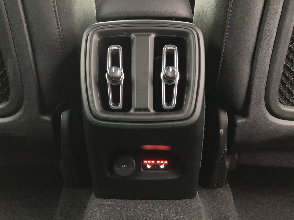 Used Volvo XC40 2021 for sale - 77676642: Photo 33