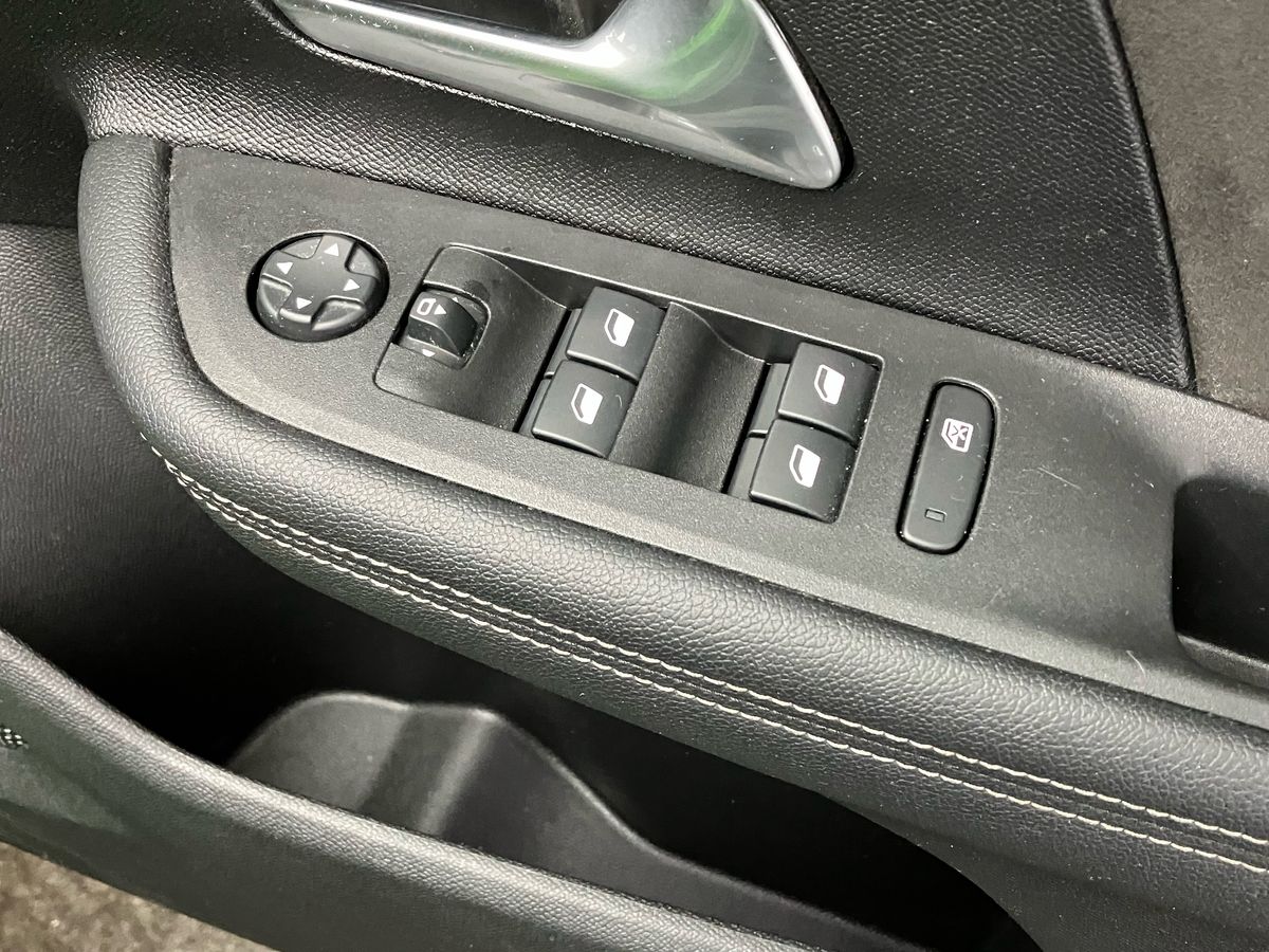 Used Vauxhall Mokka 2023 for sale - 76777543: Photo 18