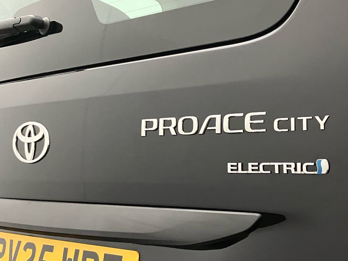 Used Toyota PROACE CITY Verso 2025 for sale - 76425977: Photo 24