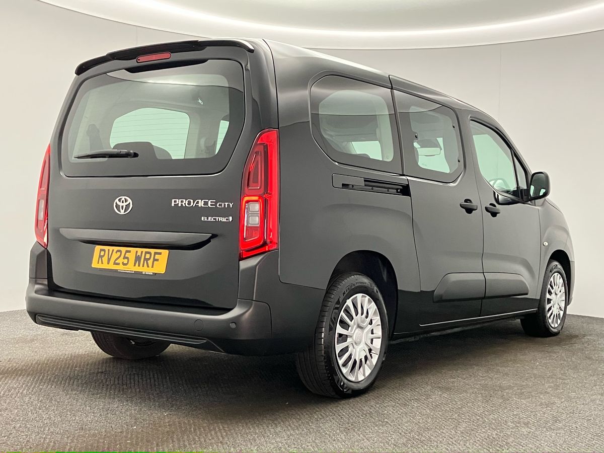 Used Toyota PROACE CITY Verso 2025 for sale - 76425977: Photo 49