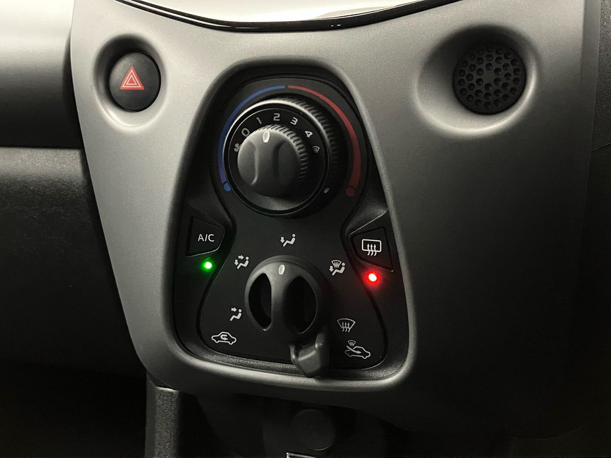 Used Toyota AYGO 2019 for sale - 77077511: Photo 12